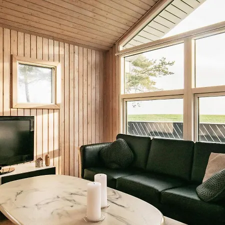 Four-bedroom Holiday In 6 Hotel Humble